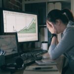 10 Pertarungan Emosi vs. Logika dalam Trading: Mana yang Lebih Berbahaya?